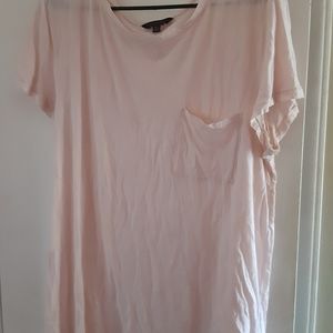 Banana republic tshirt